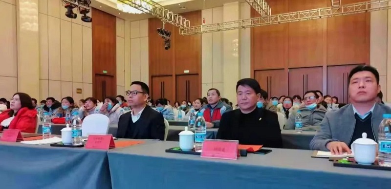 热烈庆祝宏耐宿迁生产基地2021年度总结表彰大会及新春晚会圆满成功